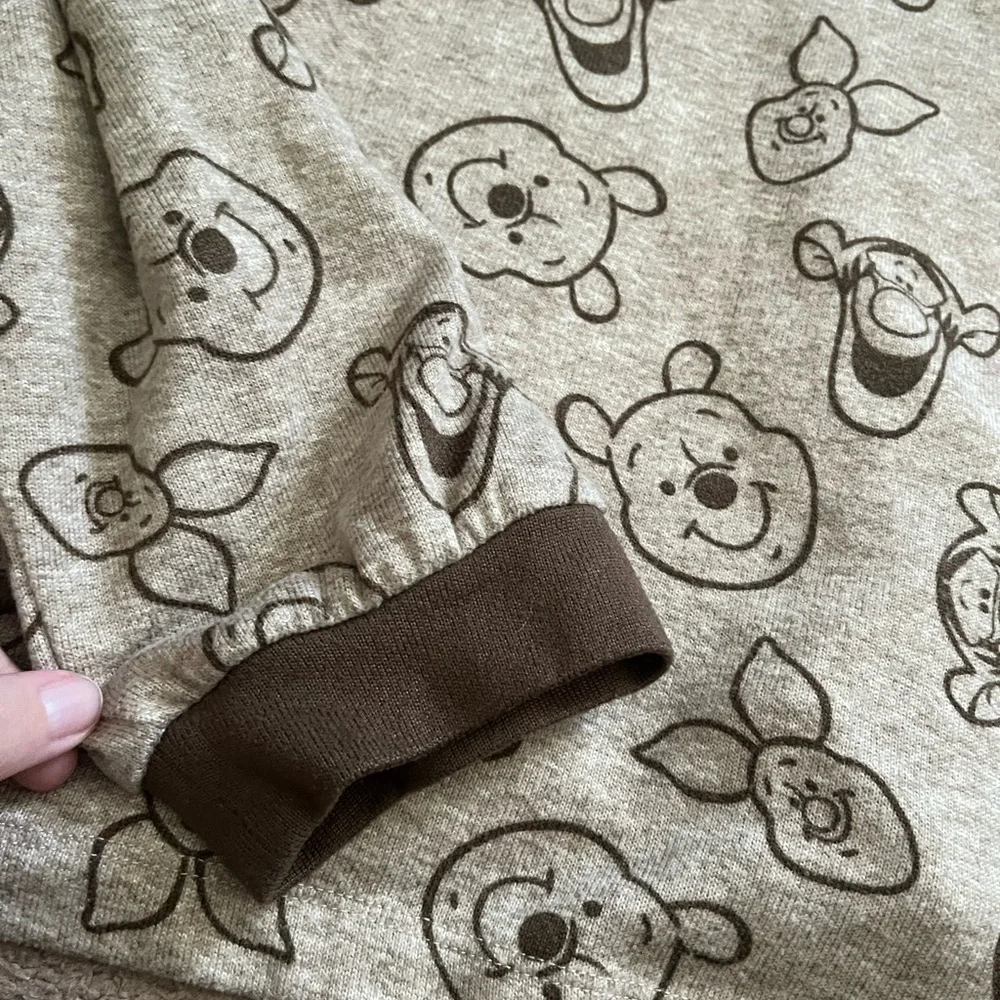Disney Winnie The Pooh Pajama Set - Picture 10 of 12